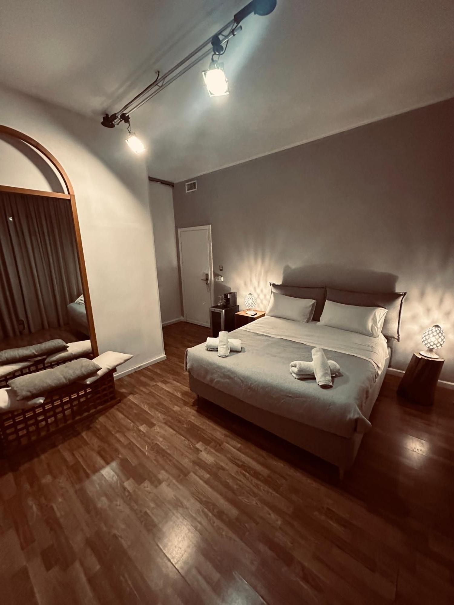 B&B Degli Artisti Suite Lecce Eksteriør bilde