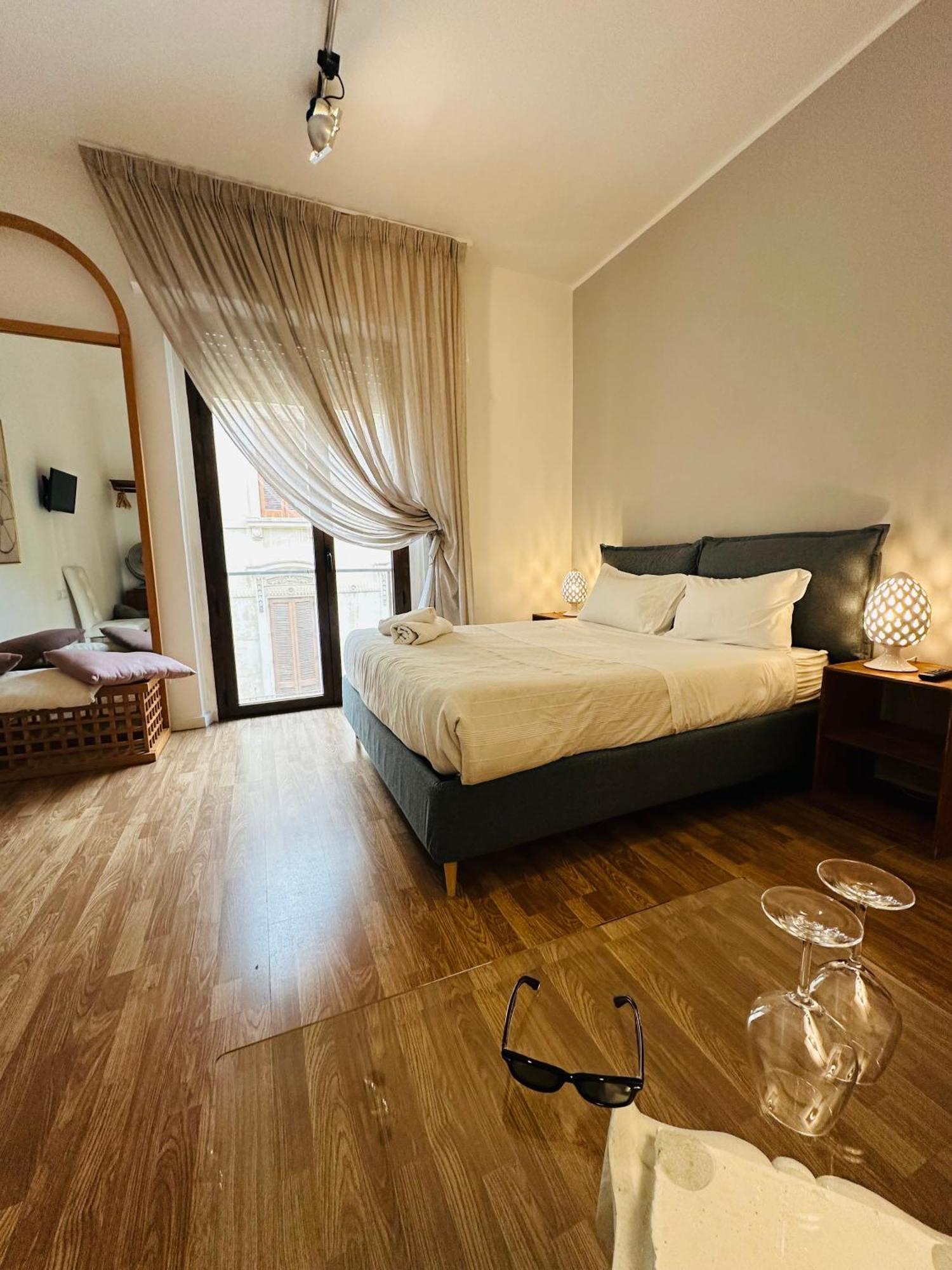 B&B Degli Artisti Suite Lecce Eksteriør bilde